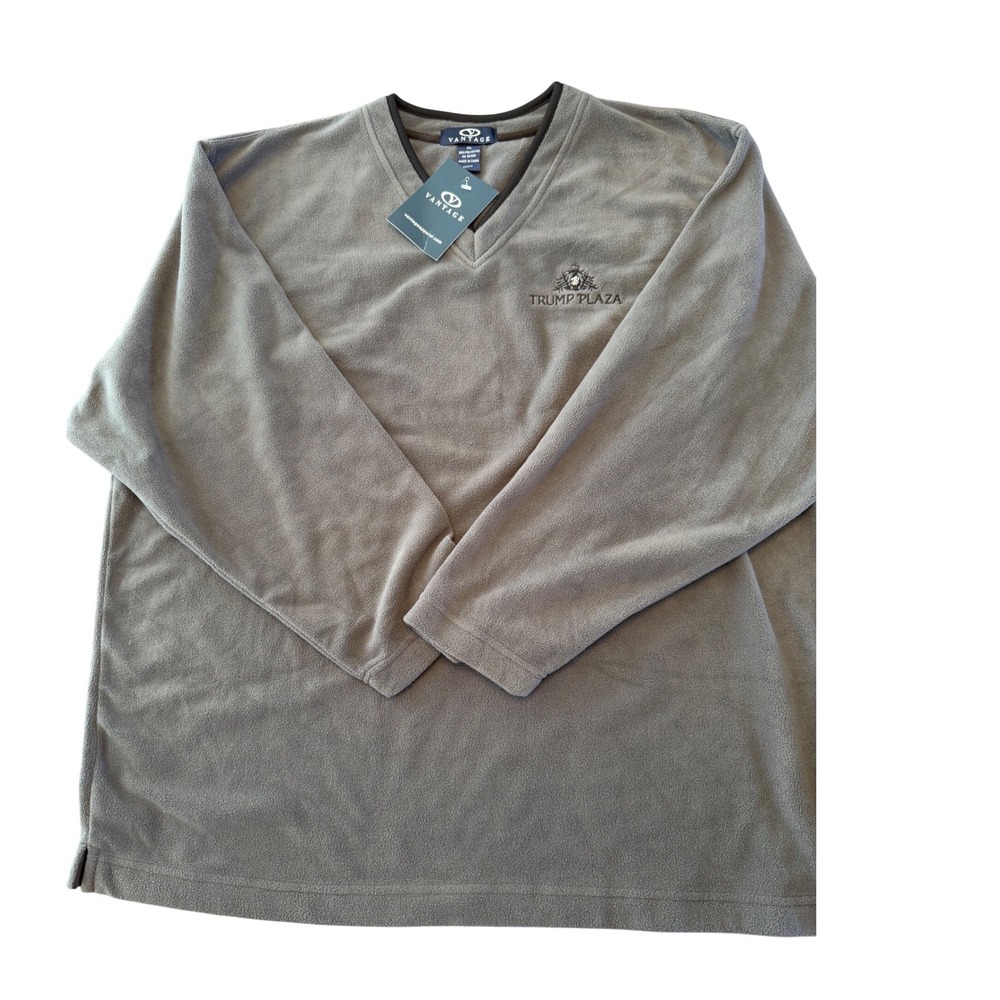 Vantage Mens XL Fleece Pullover Gray V-Neck Trump Plaza‎ Logo New With Tags